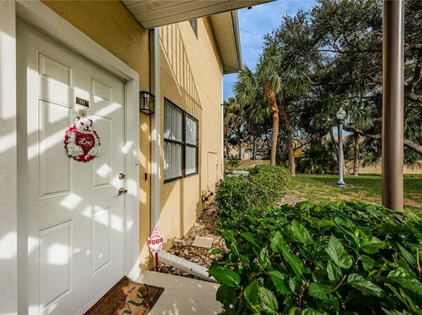3001 58th Ave S APT 515, Saint Petersburg, FL 33712