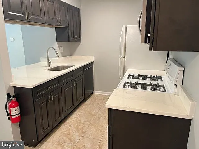 75 Kenwood Dr — Photo 10