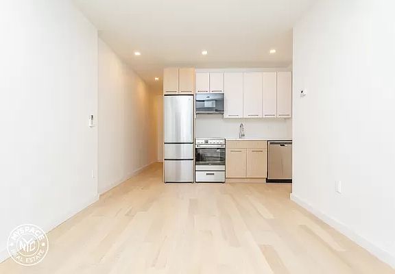 3rd image of 419 Marcus Garvey Blvd #4A