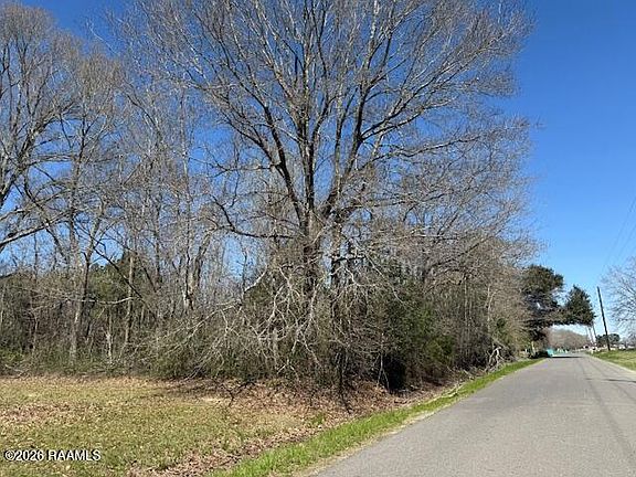 3rd image of 919 Heidi B Rd