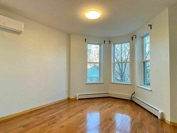5th image of 31-52 41st St #2