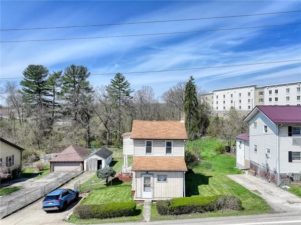 627 Rostraver Rd, Belle Vernon, PA 15012