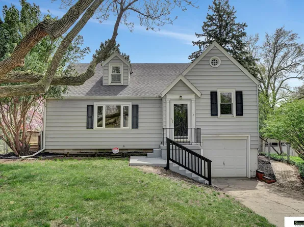 3415 Smith St, Lincoln, NE 68506