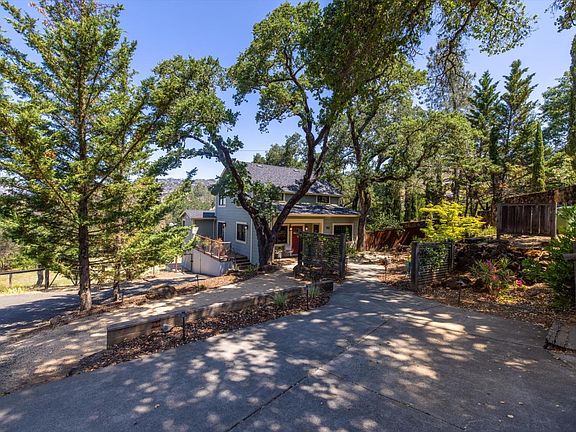 3rd image of 910 Sanitarium Road