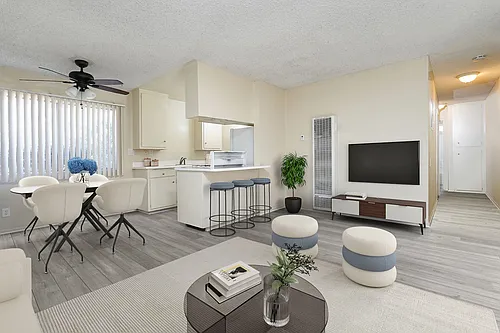 530 N Wilson Ave #1 Photo 1