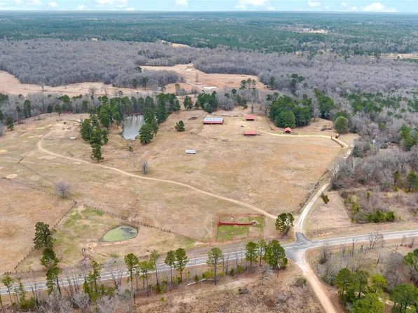 170 County Road 2180, Clarksville, TX 75426