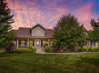 6515 Hursh Rd, Fort Wayne, IN 46845