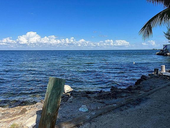 3rd image of 103650 Overseas Hwy #1