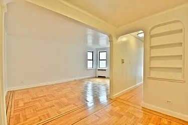 3245 Perry Avenue #2D image 1 of 5