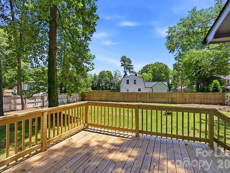 1440 Jodhpur Ct — Photo 18