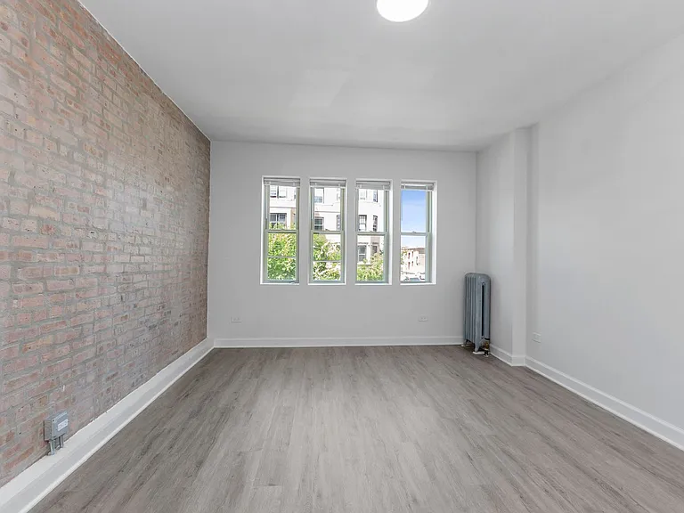 8201 S Paulina St — Photo 20