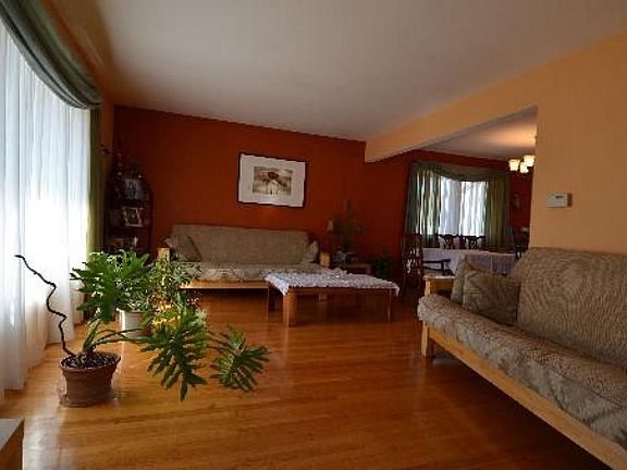 2nd image of 10419 S 83rd Ave