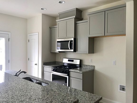 3rd image of 353 E Porthaven Way