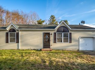 111 Spinnaker Ave, Manahawkin, NJ 08050