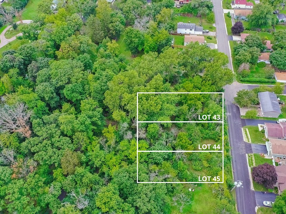 2 E Lake Ave Round Lake, IL, 60073 Apartments for Rent Zillow