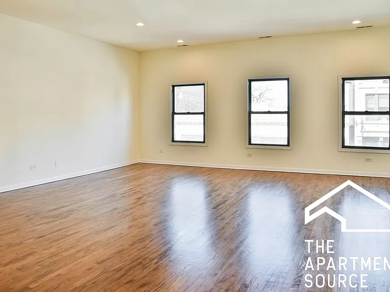 2340 N Milwaukee Ave #2 — Photo 6