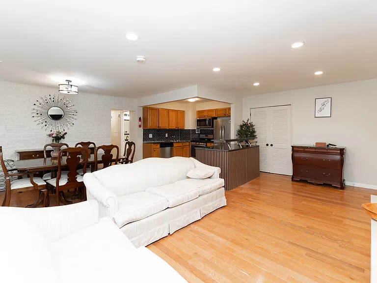 1832 Metzerott Rd #301 — Photo 8