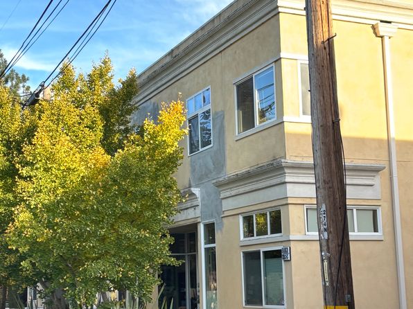 9 Mariposa Ave APT C