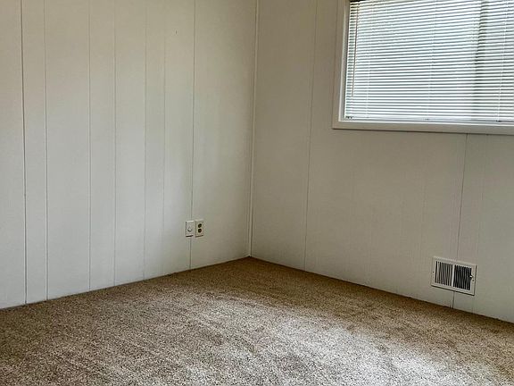 guest room 1