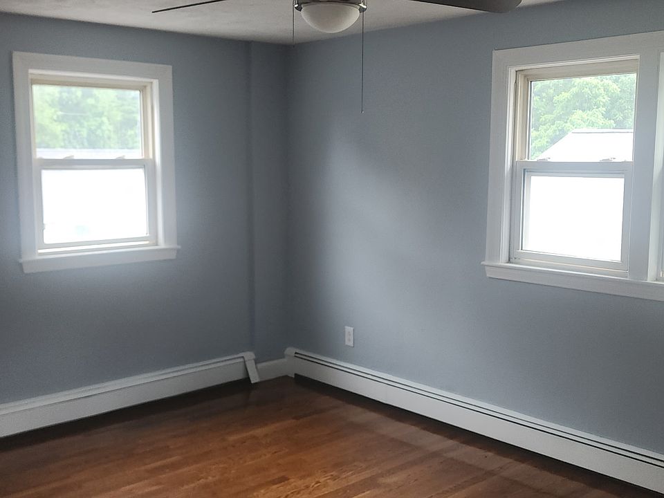 1st image of 240 Washington St #3