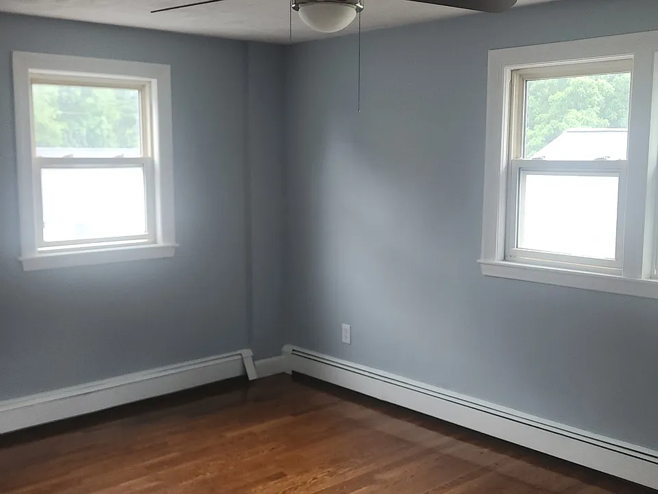 240 Washington St #3