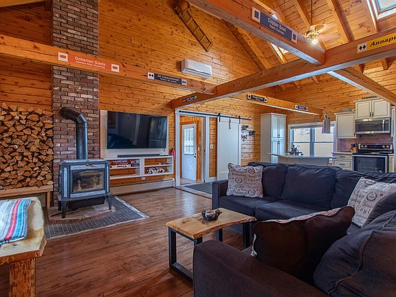 4th image of 228 Juniper Lane