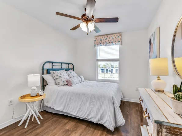 32194 Levering St, Wesley Chapel, FL 33545