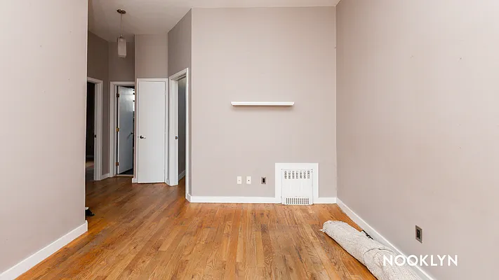 Rented by Nooklyn NYC LLC | media 13