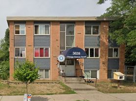 Mayflower Apts