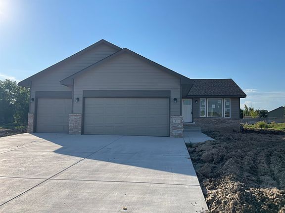 3rd image of 241 W Dusk Dr