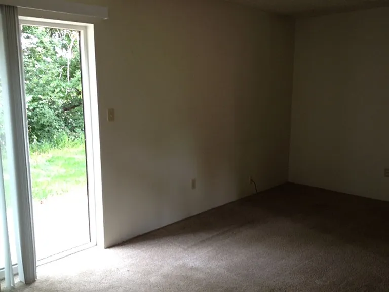 1705 Heatheridge Rd #B101 — Photo 6