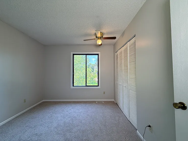 4601 Saddlewood Dr — Photo 30