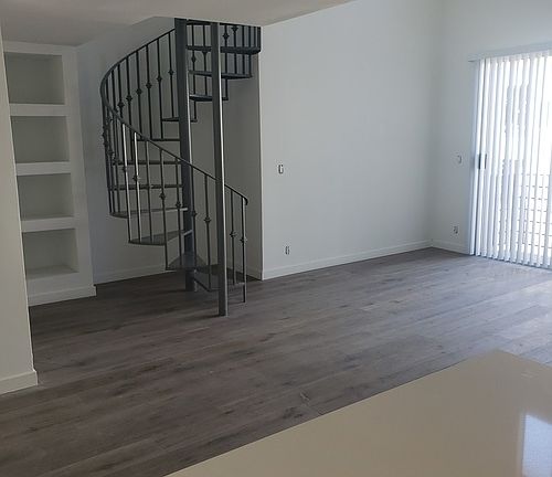 3rd image of 884 Palm Ave APT 305