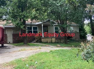 6424 S 16th St, Saint Joseph, MO 64504