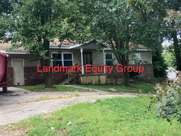 6424 S 16th St, Saint Joseph, MO 64504