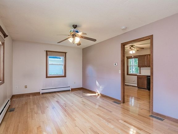 3rd image of 63 Tinkham Rd