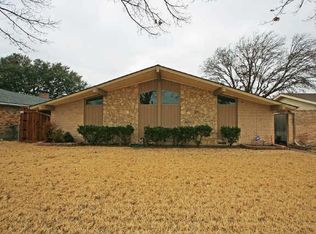 9511 Lynngrove Dr, Dallas, TX 75238