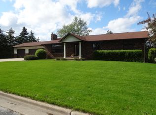430 Fairview Dr, Viroqua, WI 54665