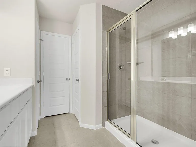 5606 Hyde Park Dr — Photo 14