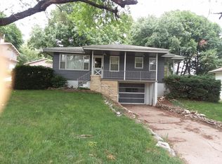8740 Charles St, Omaha, NE 68114
