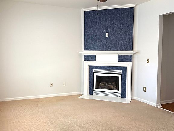 4th image of 3000 Commonwealth Cir Unit 14