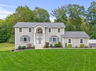 163 Erica Ct, Woolwich Township, NJ 08085