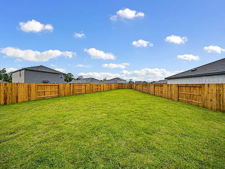 31413 Pratola Serra Cir — Photo 6