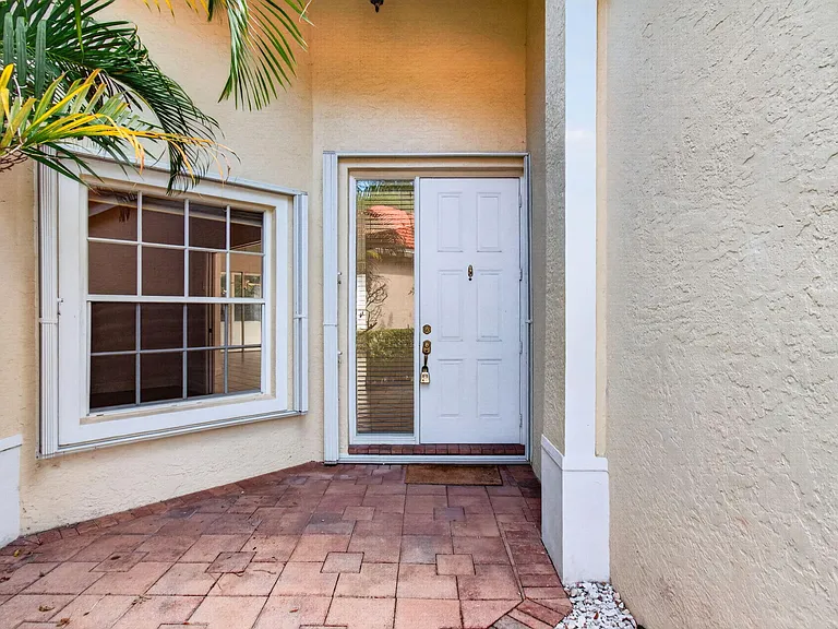 5225 Brookview Dr — Photo 35