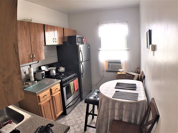 4th image of 5155 48th St #2