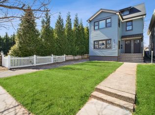 142 Maple Ave, Montclair, NJ 07042