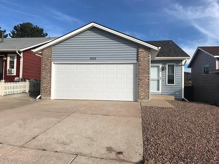 5533 Jennifer Ln — Photo 1