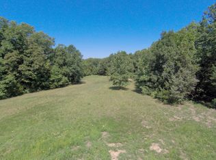 345 Dover Dr, Holts Summit, MO 65043