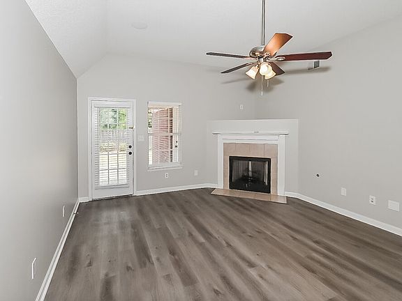 4th image of 5814 Steffani Dr