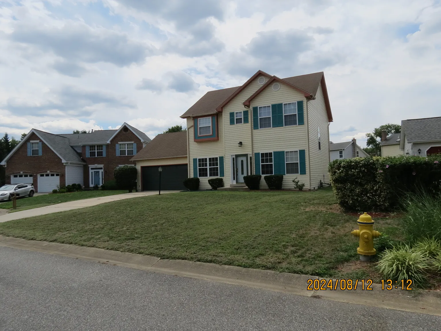 3 bed, 2.5 bath, 1802 sqft, $3,100 — Photo 3